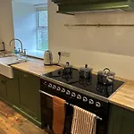 High Meadow Barn * לייבורן