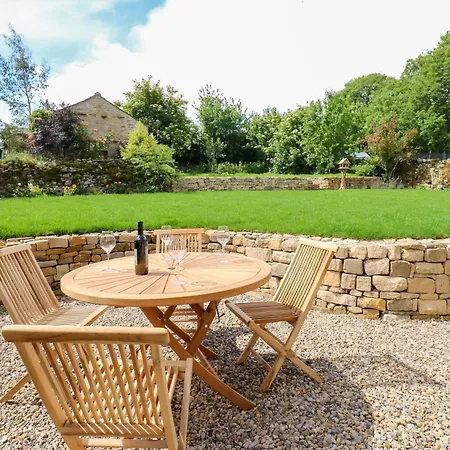 High Meadow Barn Holiday home