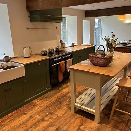 High Meadow Barn Дом отдыха Лейберн